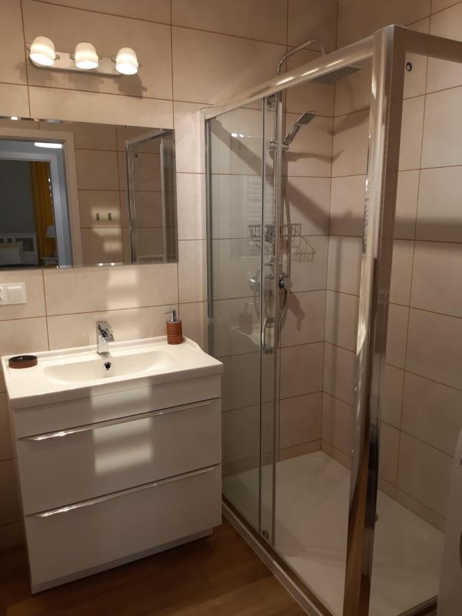 Apartament Family- Klimatyzacja Oswiecim Dış mekan fotoğraf